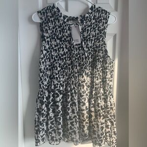 Rose + Olive Black and White Chiffon Fit & Flare Blous Size Large NWT